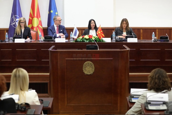 ФЕМИЦИД: Секоја година повеќе од 50.000 жени и девојки се свирепо убиени од своите партнери и од други членови на семејството