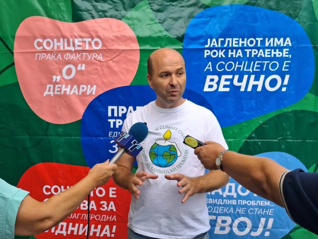 СОНЦЕТО ПРАЌА ФАКТУРА ОД НУЛА ДЕНАРИ: Соларната печка за викендици која може да развие температура до 200 Целзиусови степени