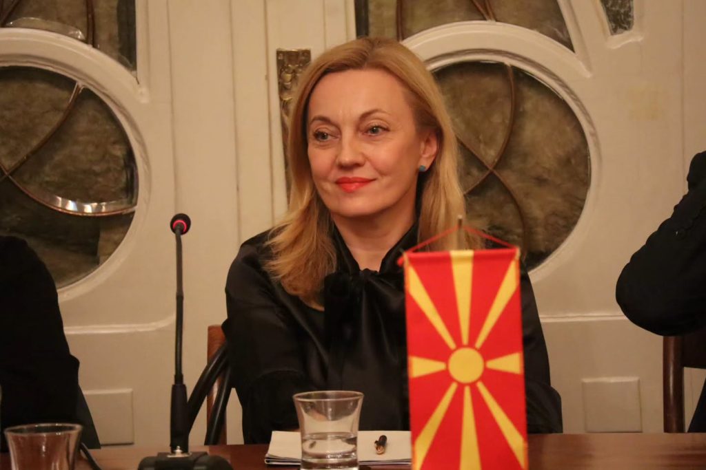 ПЕТИР: Македонија не бара привилегии, туку фер третман, eвропската иднина не смее да биде заложник на билатерални спорови