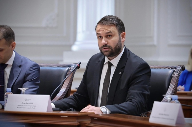 СЕДНИЦА НА ЕСС: Потрошувачката кошница во септември чини 58.117 денари, синдикатите едногласни против кратење на празниците