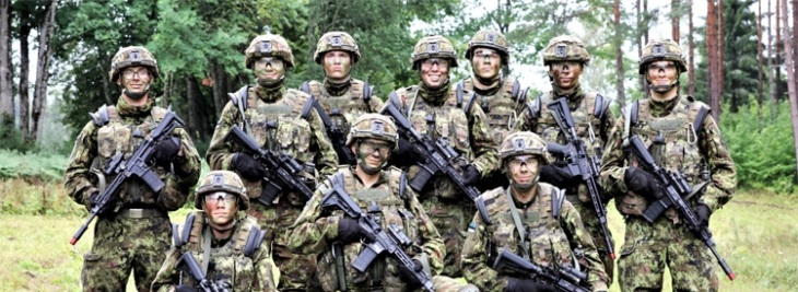 ФАЈНЕШЛ ТАЈМС: Естонија трајно распоредува воени сили до границата со Русија и набавува оружје како подготовка за можна руска агресија