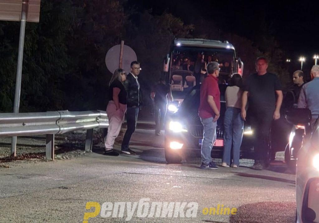 ИНЦИДЕНТ НА ЕВЗОНИ: Македонец и Грк се степаа за земен ред во колоната