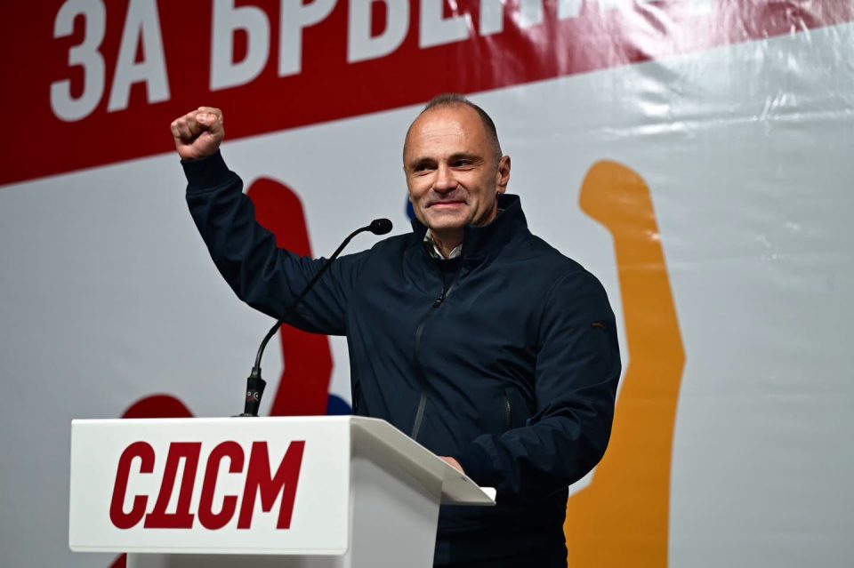 „НЕЧОВЕЧКИ И НАДВОР ОД ЗДРАВИОТ РАЗУМ“: ВМРО-ДПМНЕ со остра реакција на изјавите на Филипче за ненадејно починатиот градоначалник на Брвеница