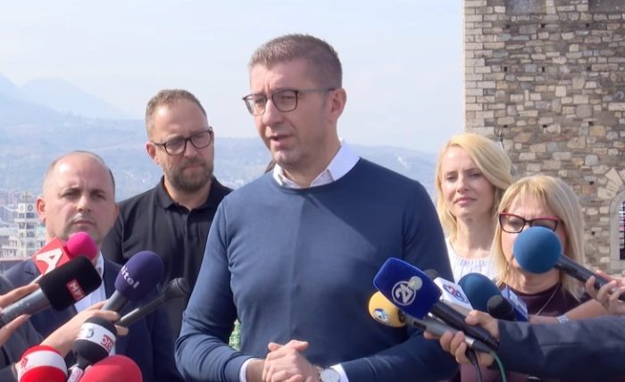 МИЦКОСКИ: Се радувам што почна дијалогот со Бугарија, за што се запознати и меѓународните партнери, очекувам да најдеме решение