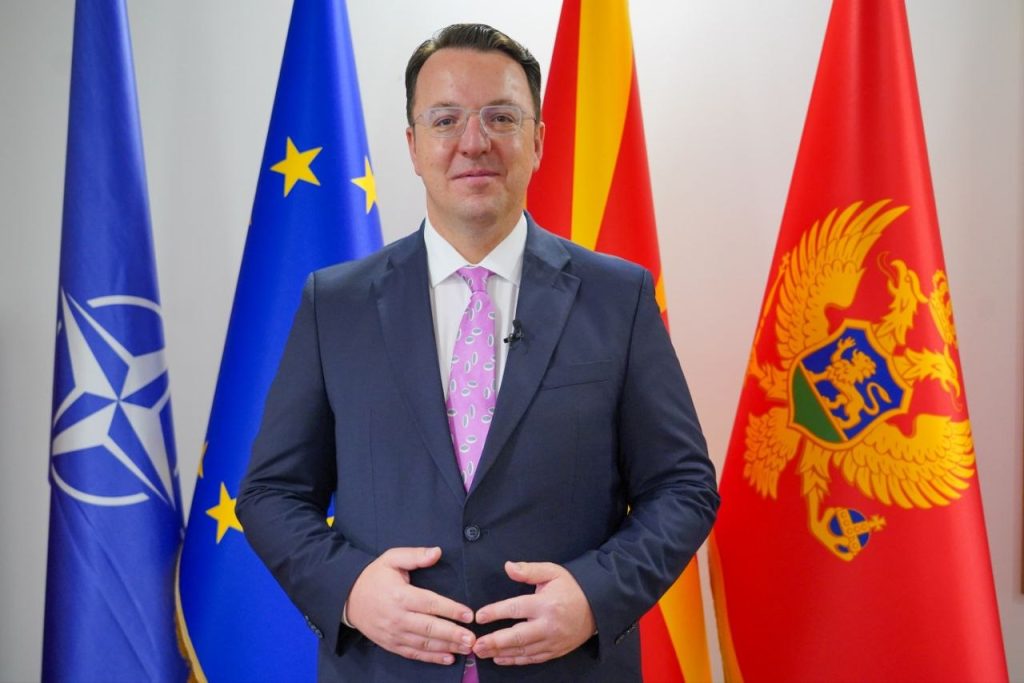 НИКОЛОСКИ: Договорена е нова авиолинија меѓу Скопје и Подгорица и врска со пристаништето во Бар со изградбата на автопатот до Блаце
