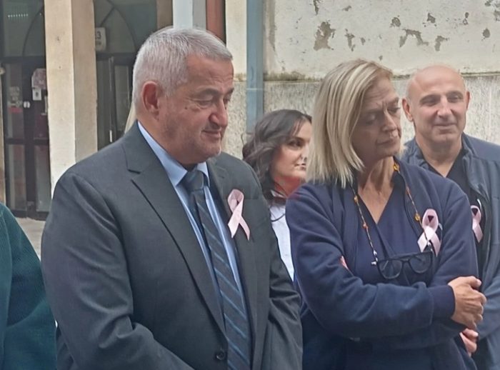ПО ТАТКОТО И ЌЕРКАТА ИЗБЕГА ВО БУГАРИЈА: Нема здравствен случај кај Михајлова, нема дискриминација, туку обвинение за сообраќајка