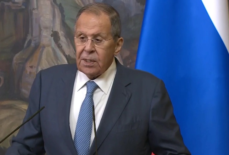 ЛАВРОВ: Зеленски не заслужува пауза на бојното поле, тој смета дека за два месеца Европа би можела да ја снабди Украина со ново оружје